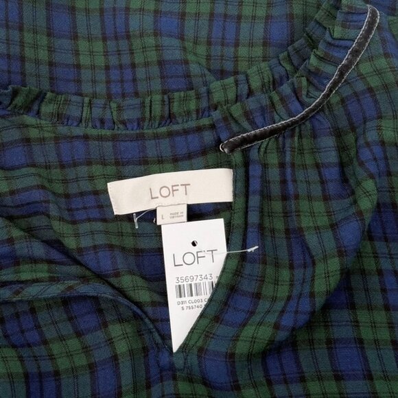 NWT Loft Ruffle Button Down Blouse Size L - Picture 2 of 4
